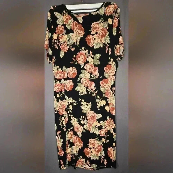 Women's twist waist knee length floral dress size 0X from Maurice 24/7 - Picture 4 of 5